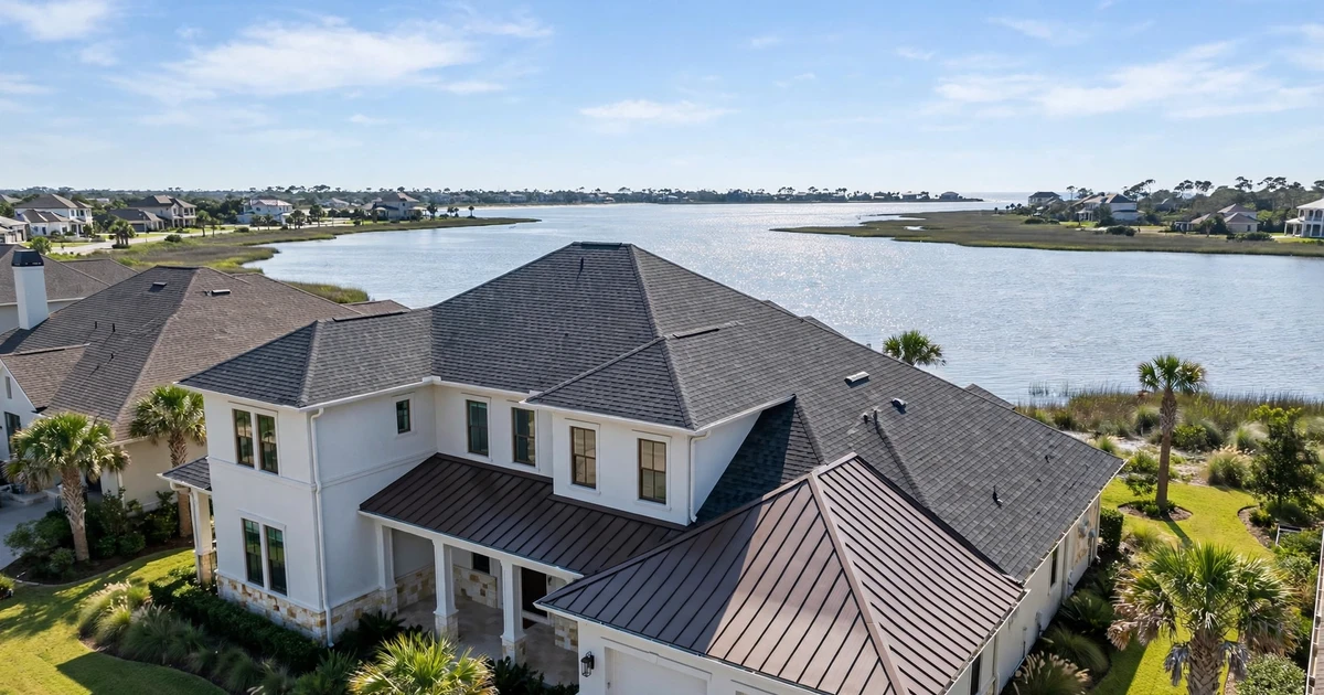 Mar Bella roof repair in League City: suburban home with architectural shingle roof